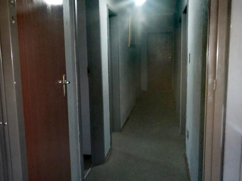 House For Sale in Del Judor Witbank ext 4 - Photo 8