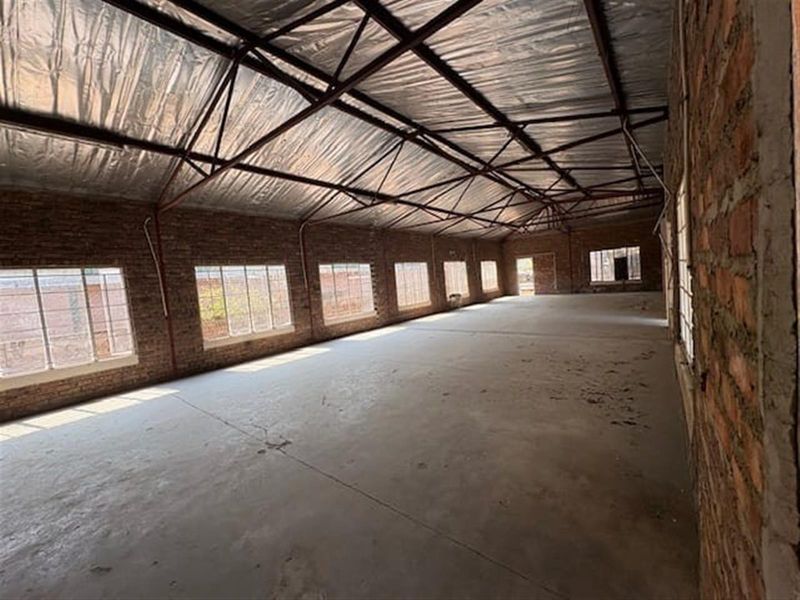 Industrial Property for sale in Rocky Drift, White River - Photo 1