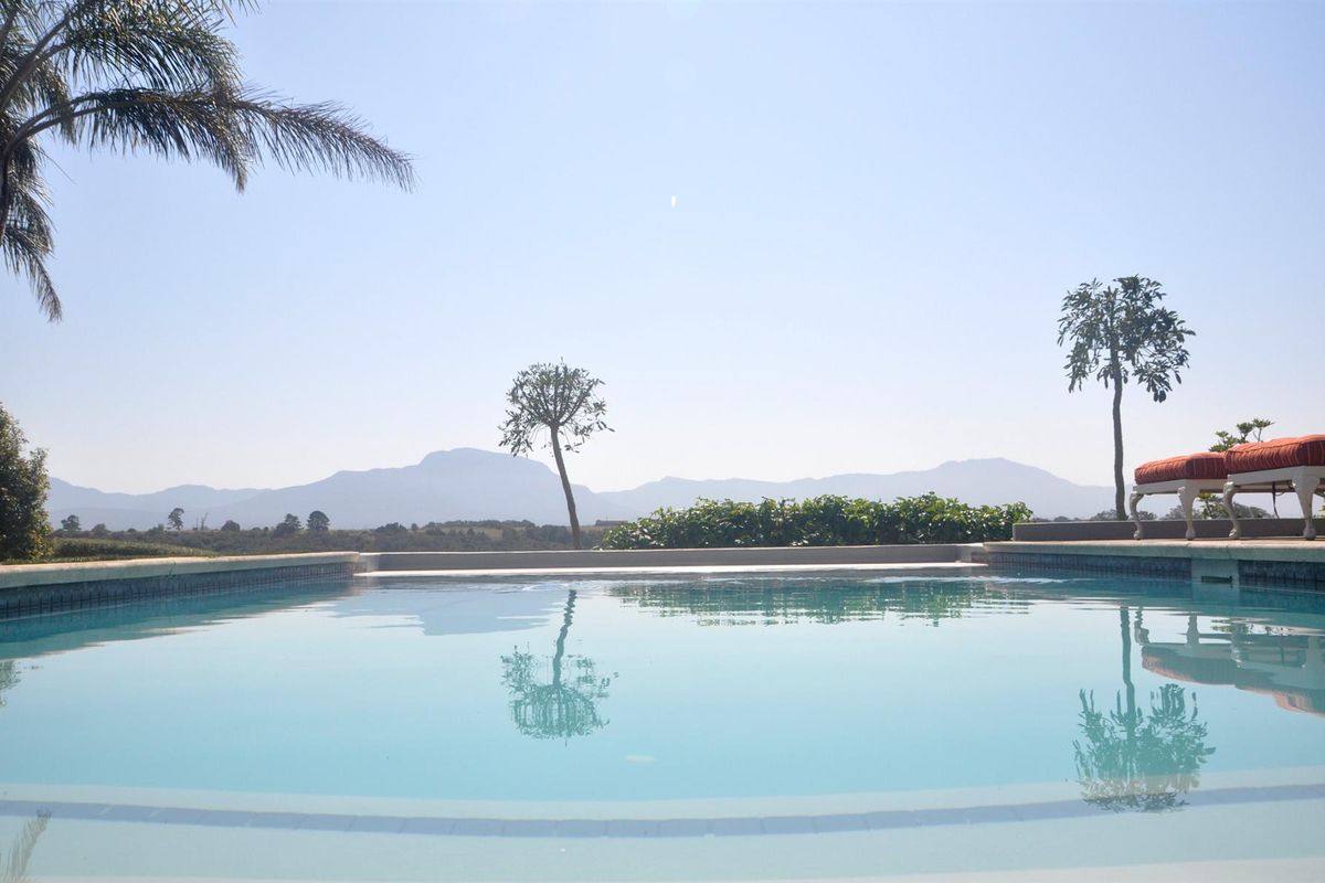 6 Bedroom House For Sale in Groot Brakrivier Central, Groot Brakrivier - Photo 4