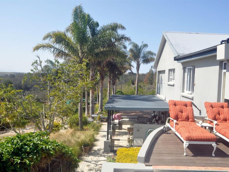 6 Bedroom House For Sale in Groot Brakrivier Central, Groot Brakrivier - Photo 9