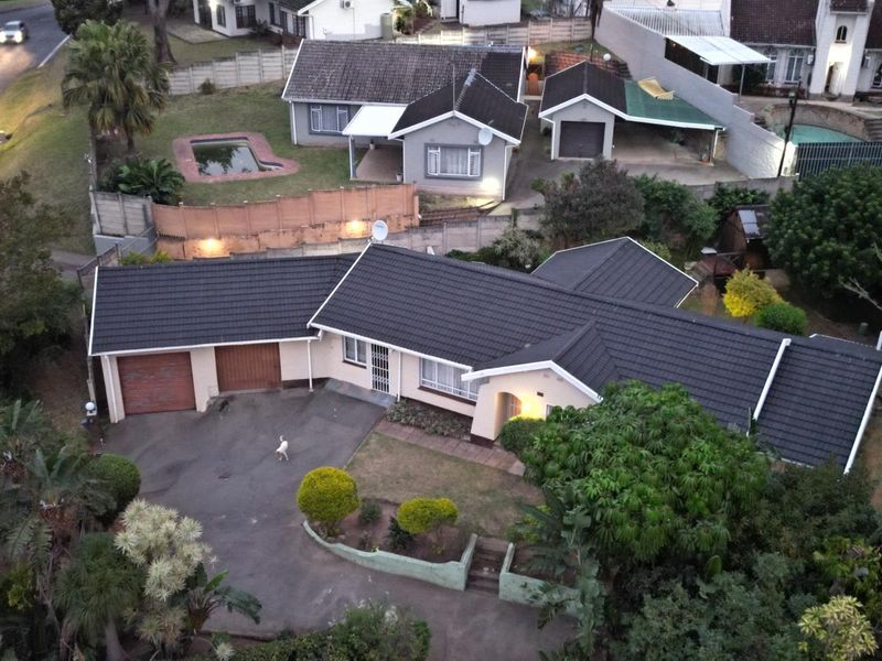 4 Bedroom House For Sale in New Germany, KwaZulu Natal - Photo 10