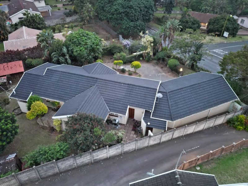 4 Bedroom House For Sale in New Germany, KwaZulu Natal - Photo 3