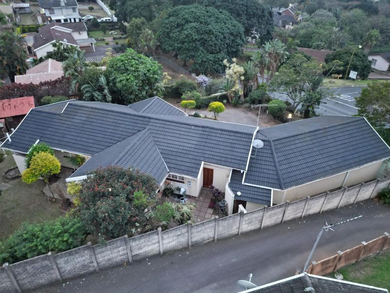 4 Bedroom House For Sale in New Germany, KwaZulu Natal - Photo 6