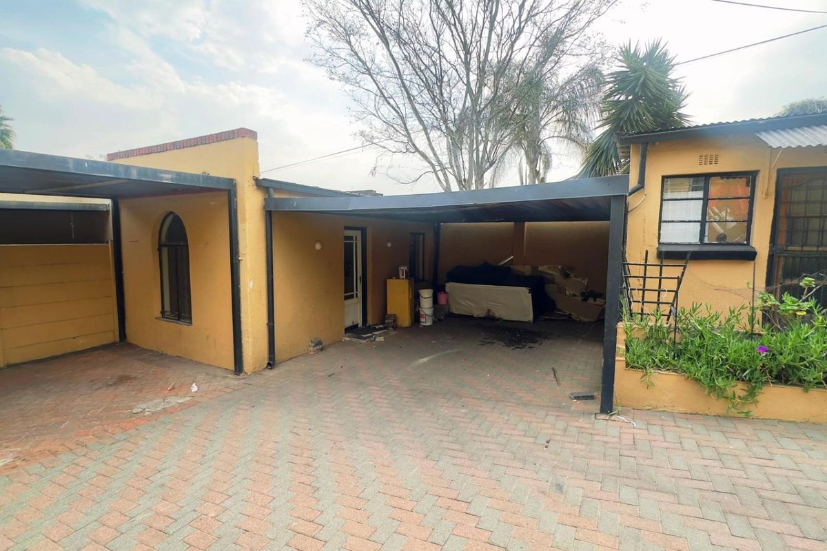 House To Rent in  Kensington South Johannesburg - Photo 4