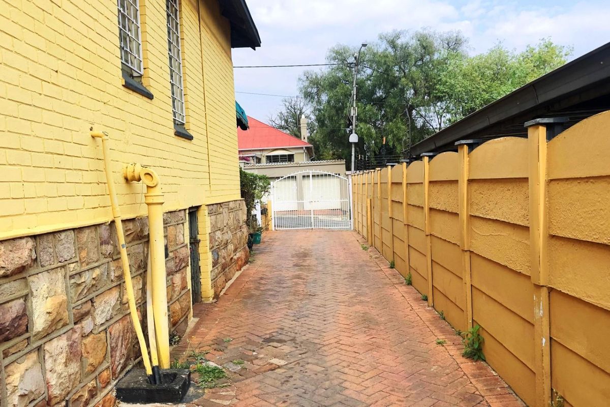 House To Rent in  Kensington South Johannesburg - Photo 3