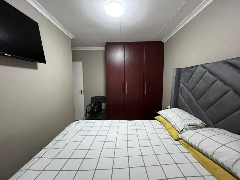 House for Sale in Port Elizabeth - Photo 10