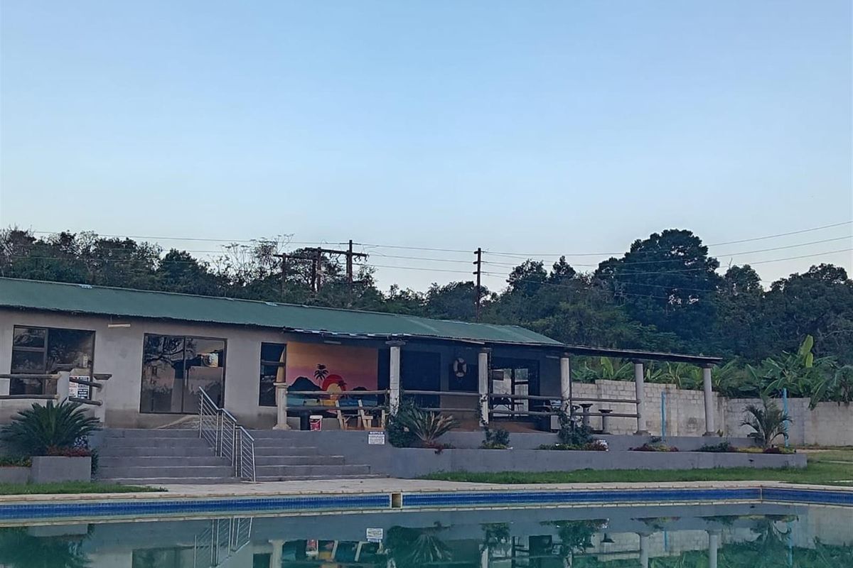 Small Holding with a difference | White River - Photo 2