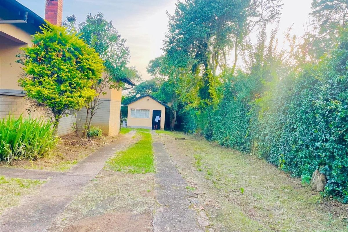 House For Sale in Scottsville, Pietermaritzburg, KwaZulu Natal - Photo 2