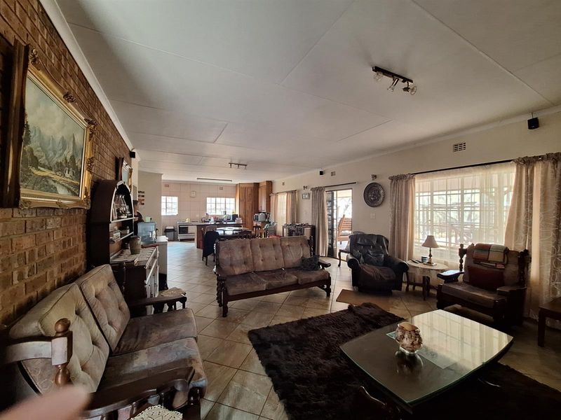 House For Sale in Kranspoort Middelburg Mpumalanga - Photo 10