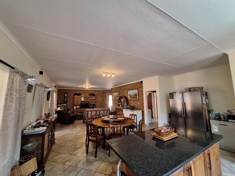 House For Sale in Kranspoort Middelburg Mpumalanga - Photo 3