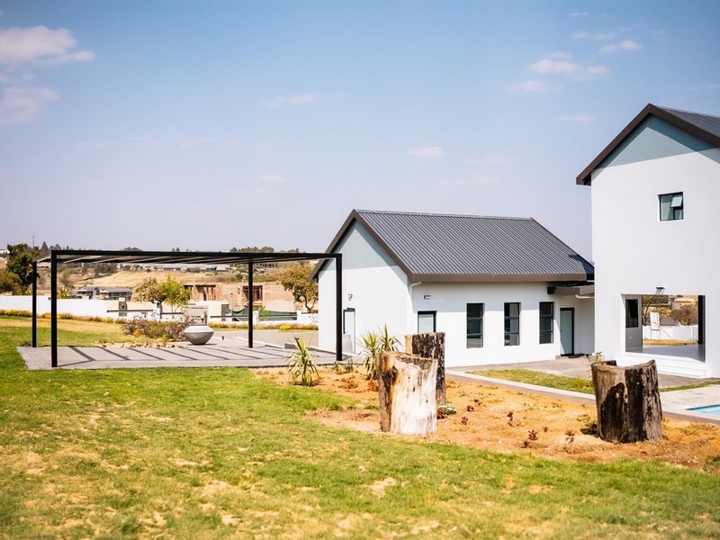 House For Sale in Blue Hills Equestrian Estate - Photo 4