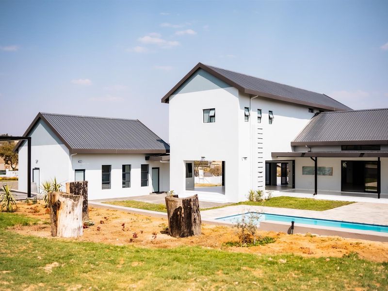 House For Sale in Blue Hills Equestrian Estate - Photo 3