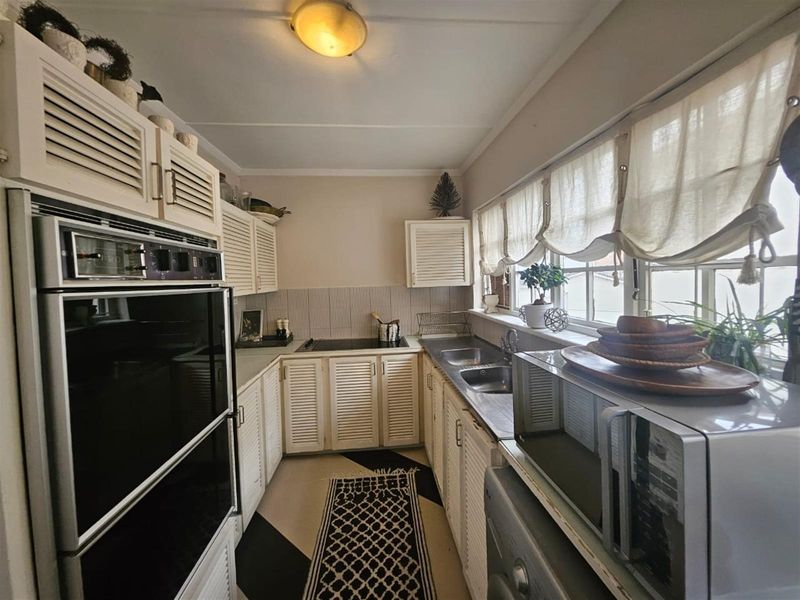 Apartment available in Bulwer, KwaZulu Natal - Photo 3