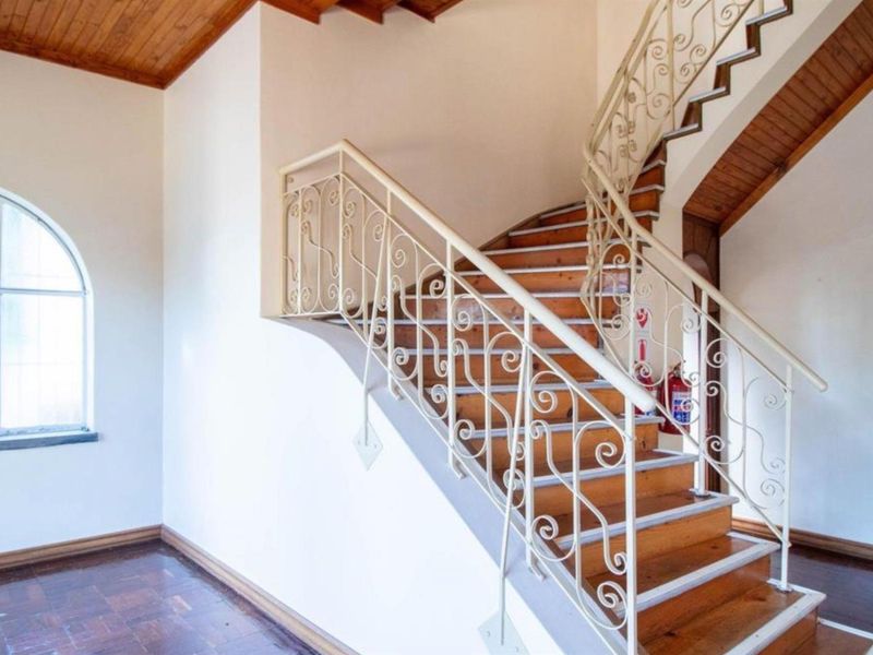 A Rare Find in Muckleneuk: Ideal for Families or Investors - Photo 7