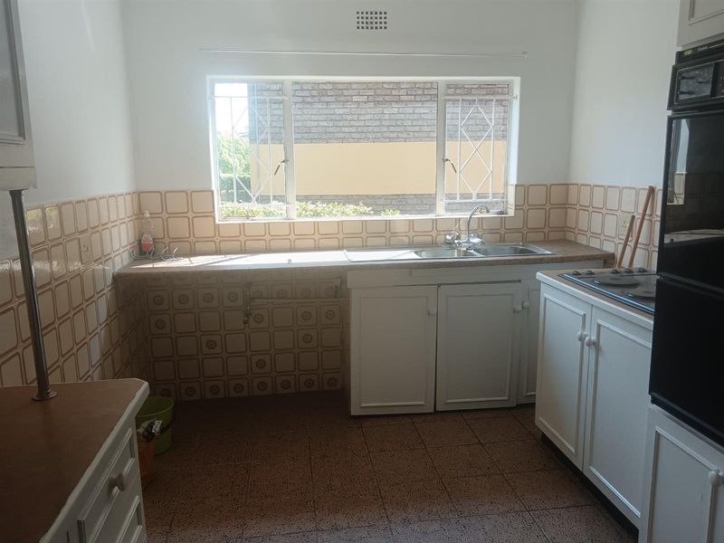 2 Bedroom Apartment For Sale in Greenhills, Randfontein - Photo 10