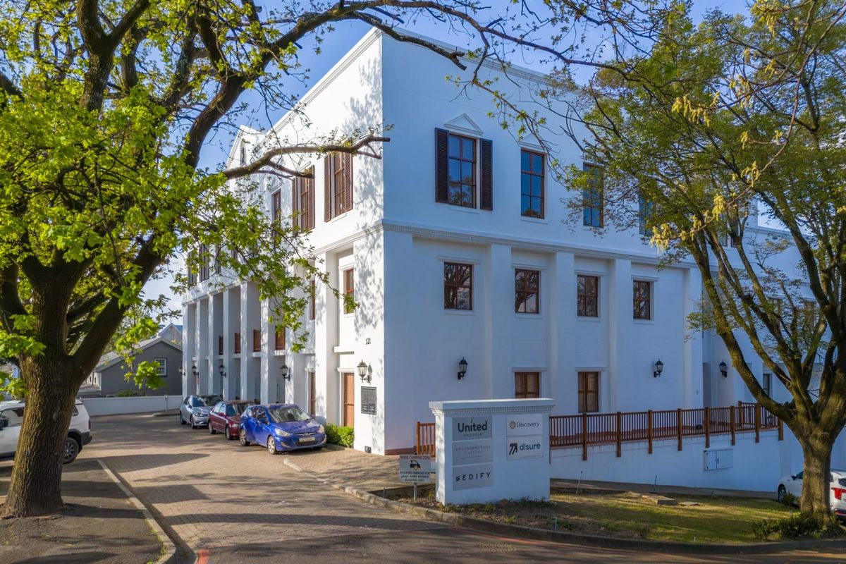 Prime Second-Floor Office Space to Let in the James Barry Munnik Building, Paarl - Photo 4