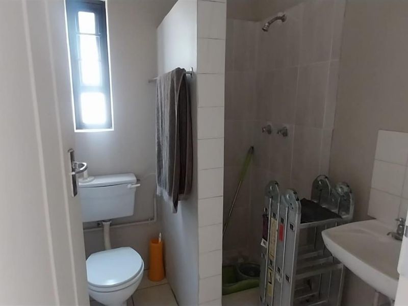 Spacious 4-Bedroom Family Home for Sale - Photo 8