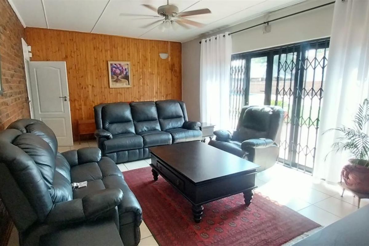Spacious 4-Bedroom Family Home for Sale - Photo 2