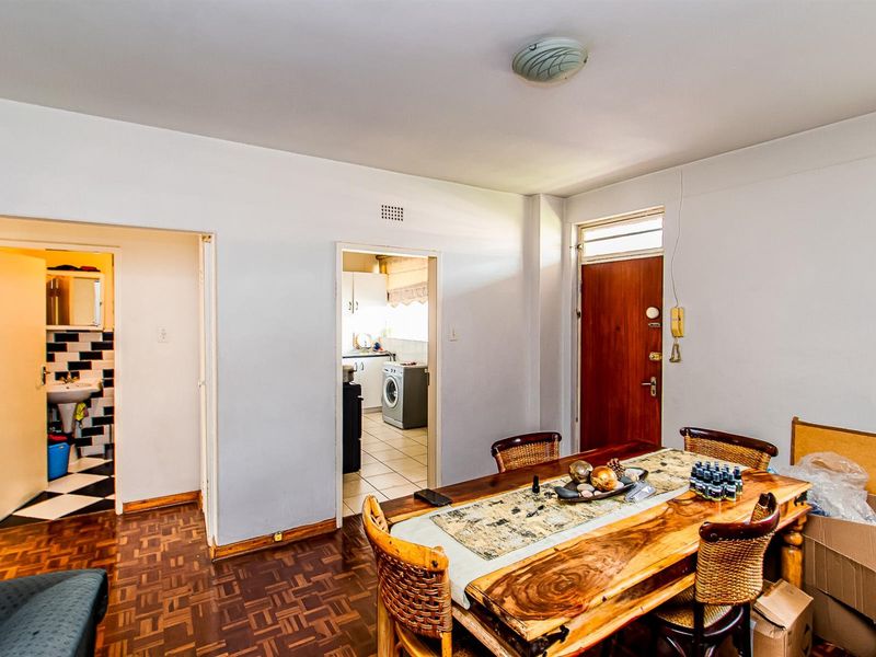 1.5 Bedroom Apartment for sale in Kew, Johannesburg - Photo 5