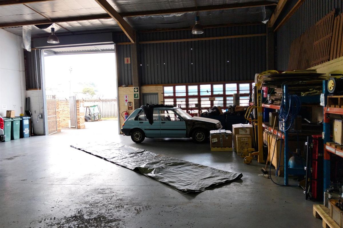 Warehouse available to let in Westmead, Pinetown, KwaZulu Natal - Photo 4