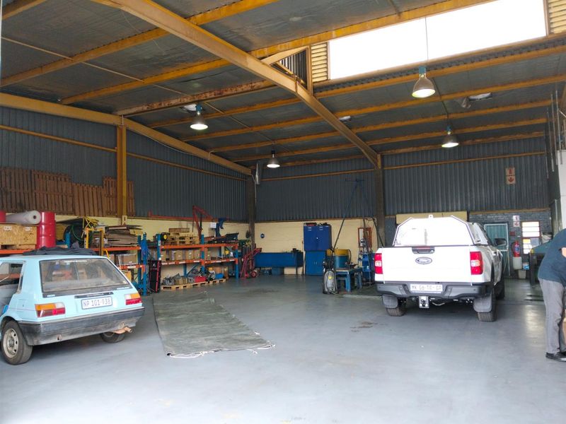 Warehouse available to let in Westmead, Pinetown, KwaZulu Natal - Photo 3