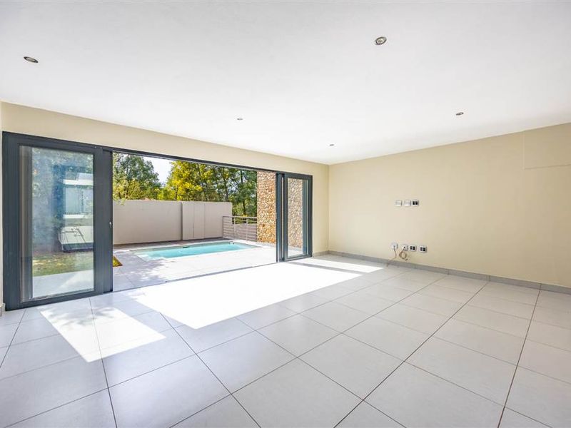 House For Sale in Waterkloof Ridge, Pretoria - Photo 5