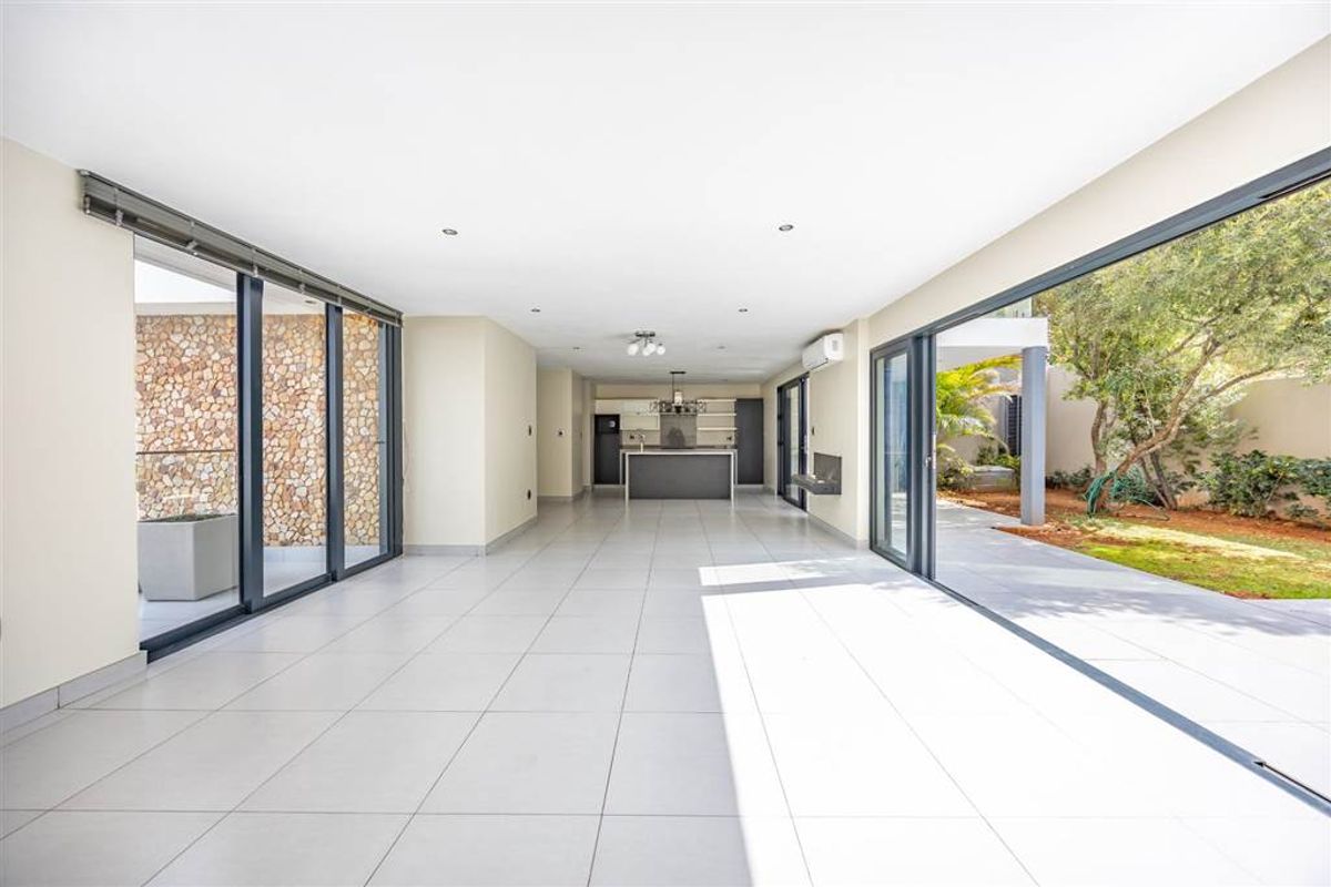 House For Sale in Waterkloof Ridge, Pretoria - Photo 4