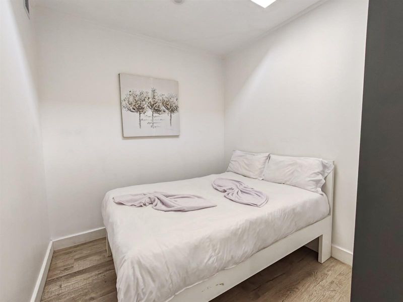 Stunning 2-Bedroom Apartments in Vibrant Woodstock | Secure, Modern and Investment-Ready - Photo 9