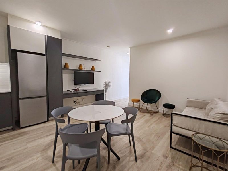 Stunning 2-Bedroom Apartments in Vibrant Woodstock | Secure, Modern and Investment-Ready - Photo 2