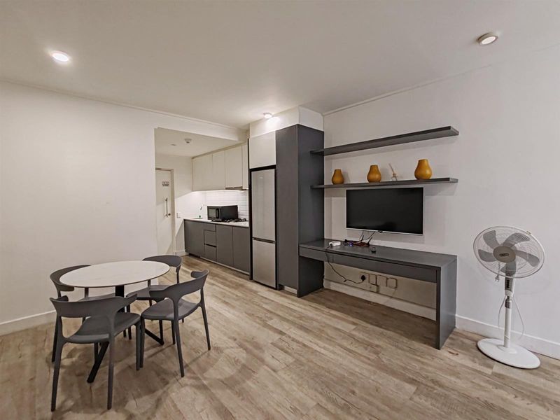 Stunning 2-Bedroom Apartments in Vibrant Woodstock | Secure, Modern and Investment-Ready - Photo 3