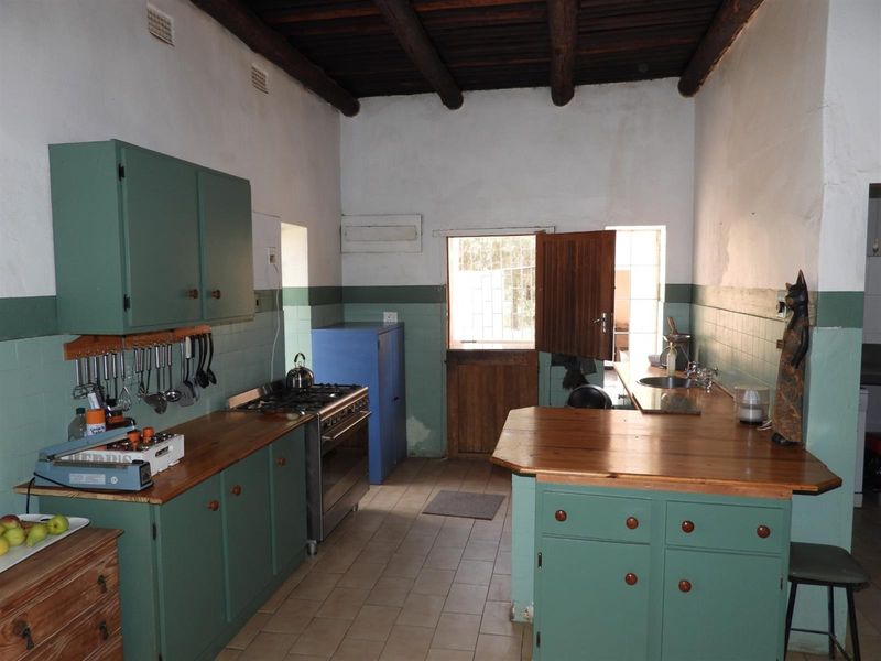 Smallholding for Sale - Spacious house on 5.7 ha with River Views near Bela Bela - Photo 5