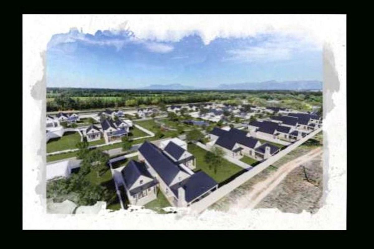 Townhouse For Sale in Hoedspruit - Photo 2