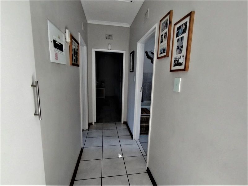 House For Sale in Grantham Park, Empangeni, KwaZulu Natal - Photo 10