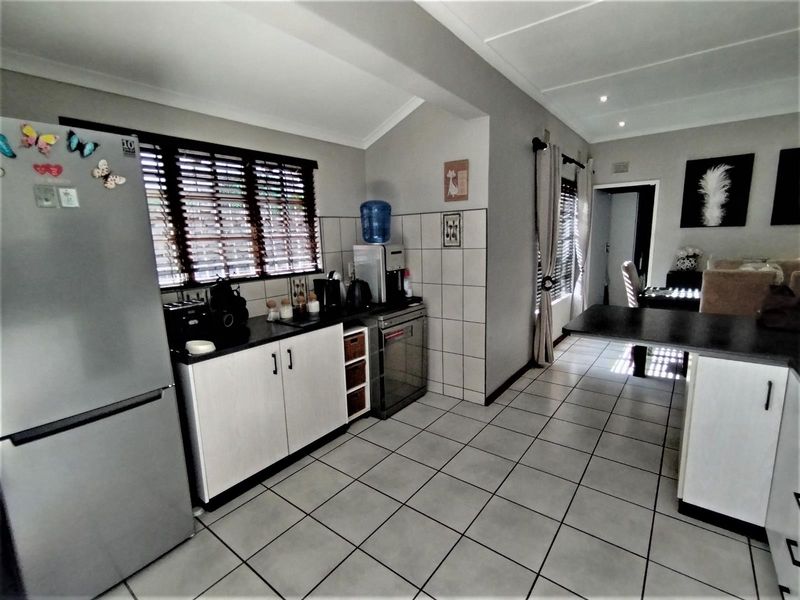 House For Sale in Grantham Park, Empangeni, KwaZulu Natal - Photo 8