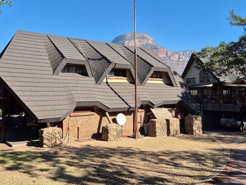 House For Sale in Blyde River Botanical Reserve, Hoedspruit - Photo 1