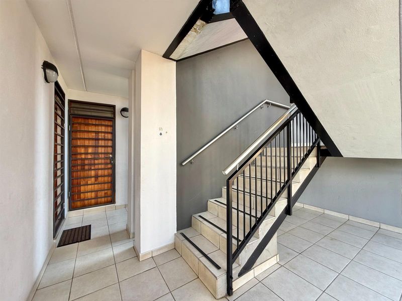 Investor’s Prime Pick in Elarduspark - Northern Views Complex - Photo 2