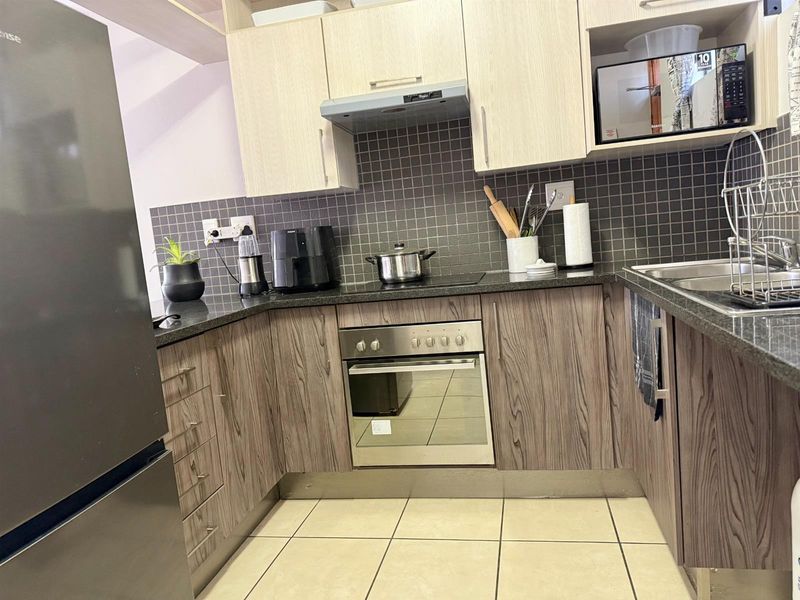 Investor’s Prime Pick in Elarduspark - Northern Views Complex - Photo 3