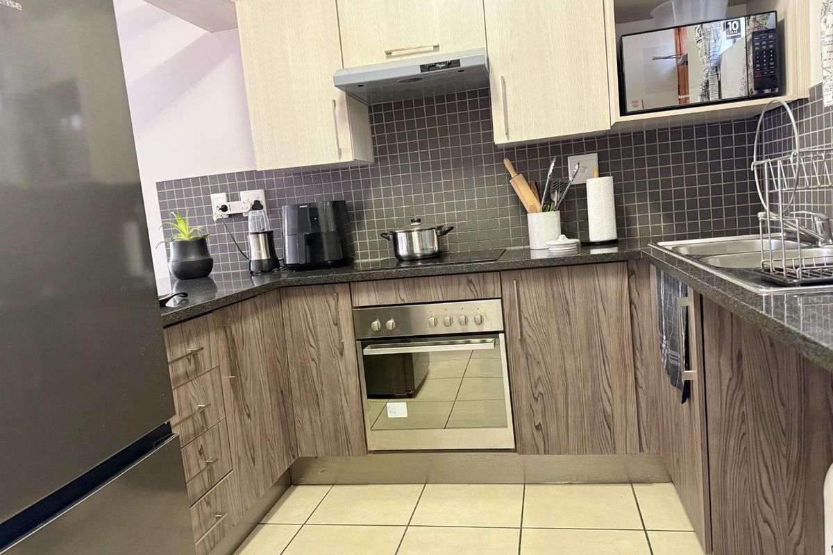 Investor’s Prime Pick in Elarduspark - Northern Views Complex - Photo 3