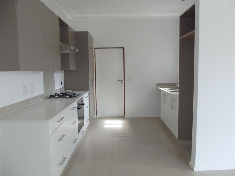 Brand new home move-in ready in popular Diepkloof,  Mooikloof Country Estate, George - Photo 4