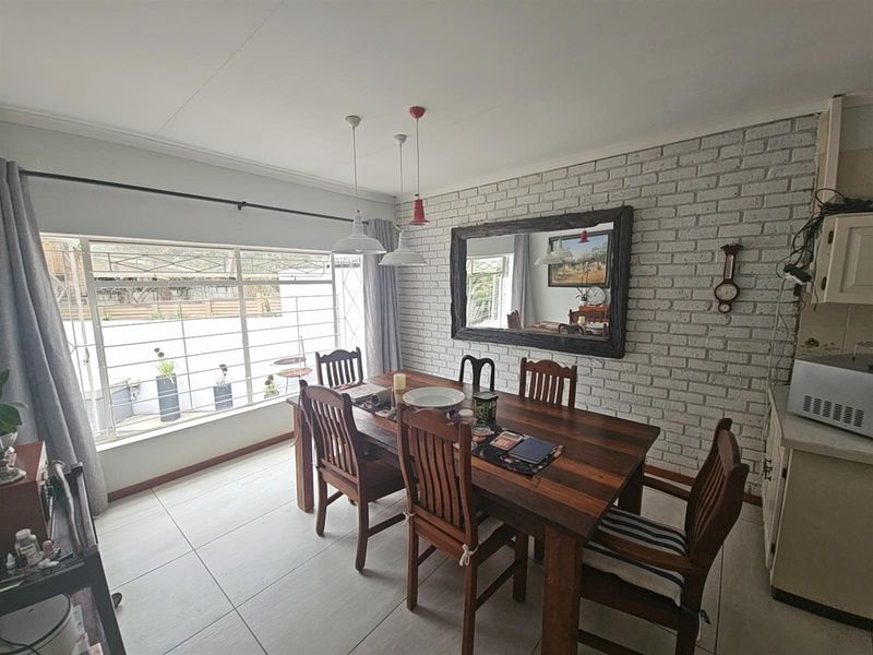 House in Numbipark, Hazyview - Photo 4