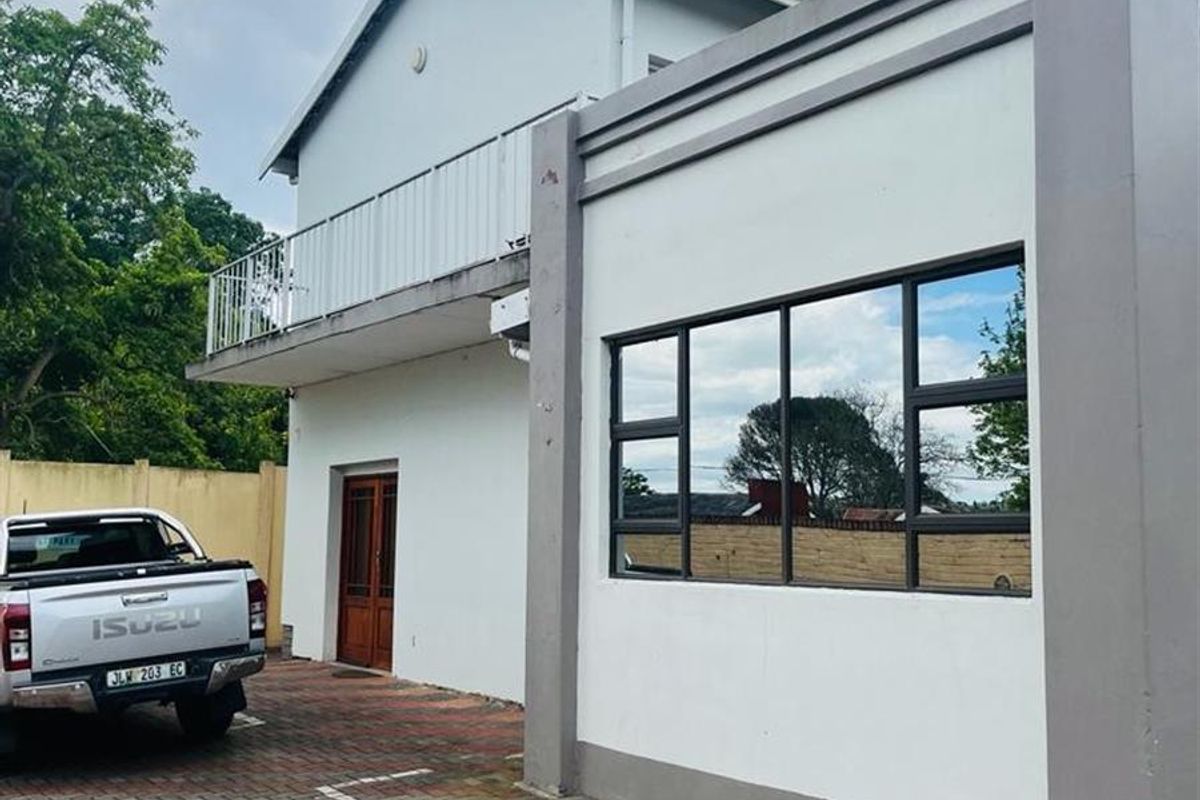 Lodge For Sale in Butterworth - Photo 3