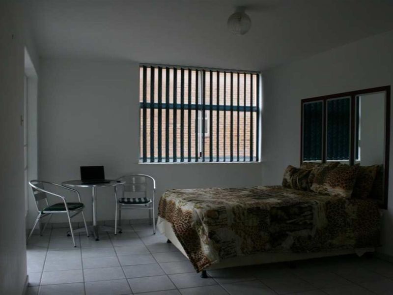 SEASIDE LIVING FOR OWN OCCUPATION OR INVESTMENT - Photo 7