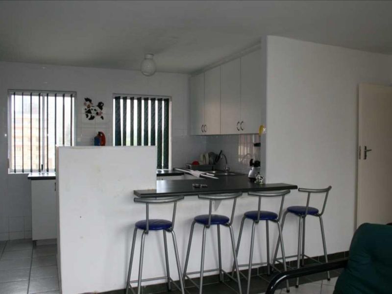 SEASIDE LIVING FOR OWN OCCUPATION OR INVESTMENT - Photo 6