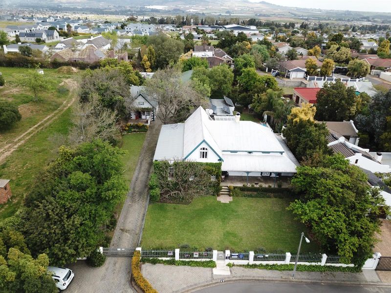 House For Sale in Wellington Rural, Wellington - Photo 4