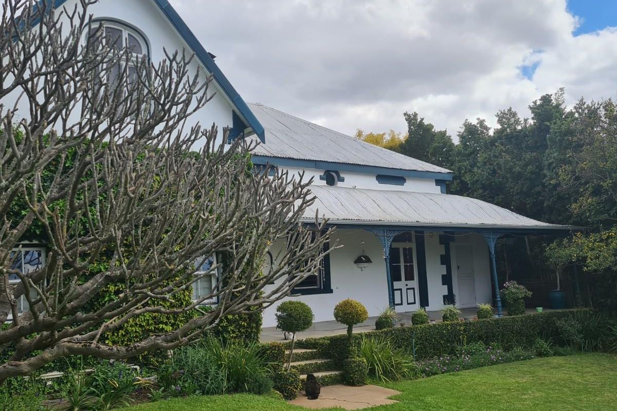 House For Sale in Wellington Rural, Wellington - Photo 2