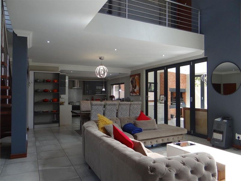 House For Sale in Midstream Ridge Estate, Midstream Estate, Centurion - Photo 2