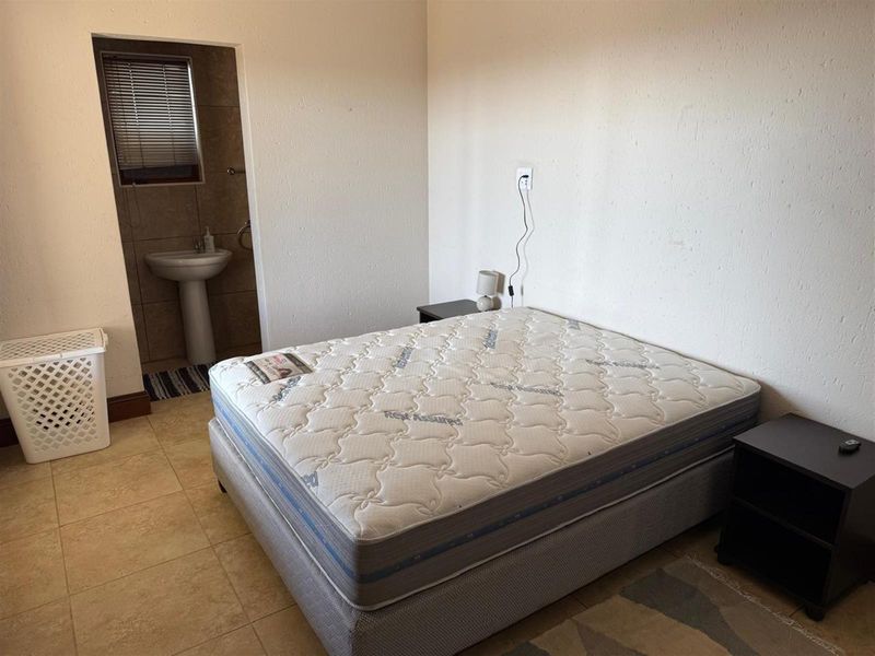 House For Sale in Hoeveld Park, Witbank - Photo 9