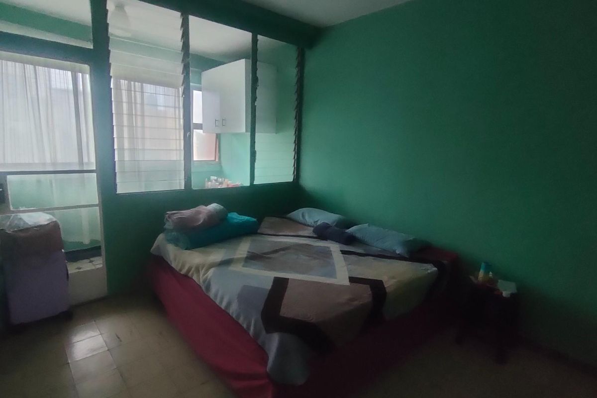 Spacious and Neat 1.5-Bedroom Flat - Photo 4