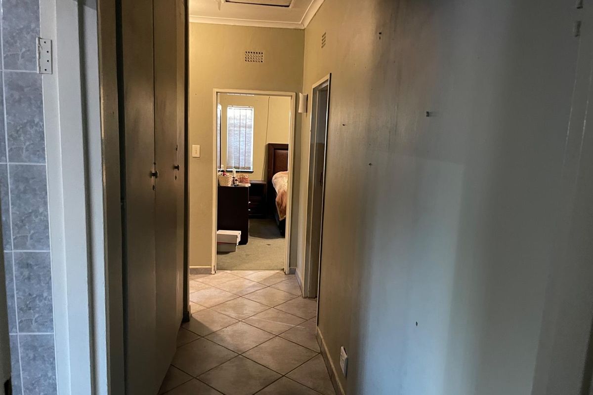 Investors Property Up For Grabs!!! - Photo 4