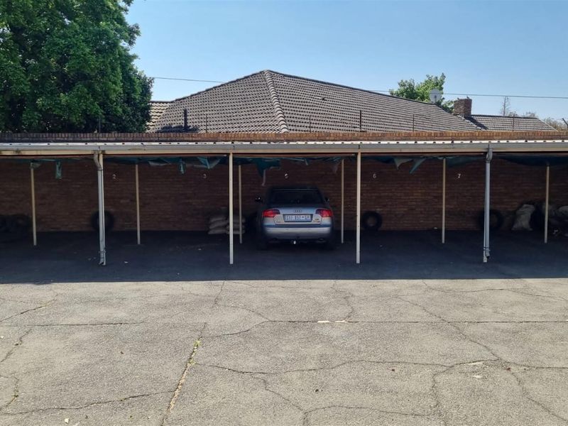 Apartment For Sale in Selcourt, Springs - Photo 4